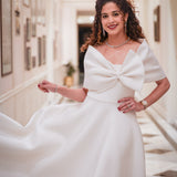 Kamiya Jani in Imperial + Bow Wrap